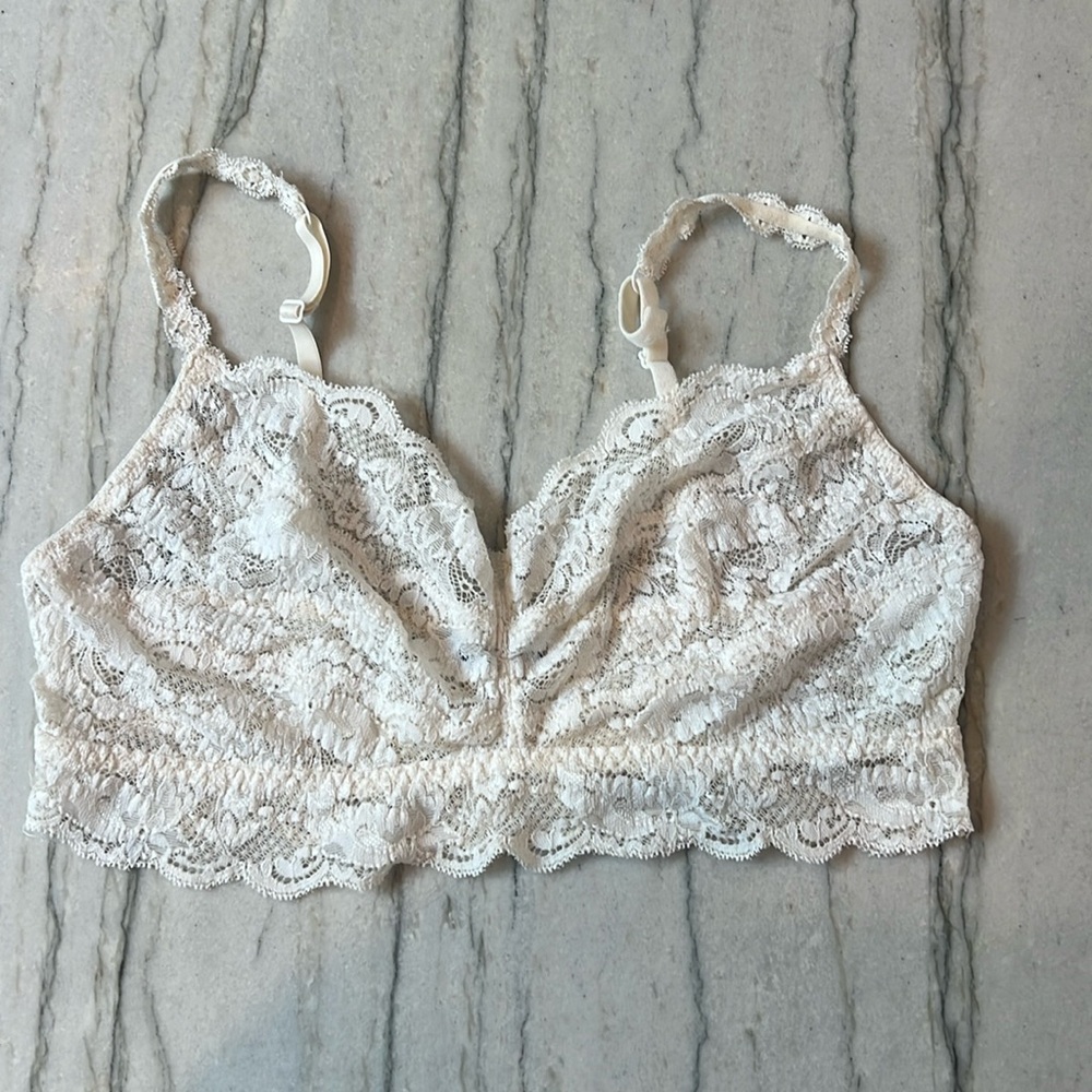 Cosabella white lace bralette size medium